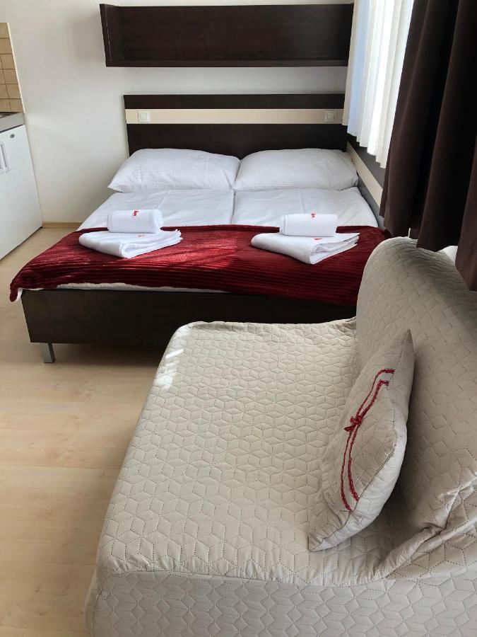 Apartman Eden Bešeňová Exteriör bild